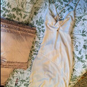 ALTAR’D STATE Ivory Tie Back Criss Cross Dress – S 🤍